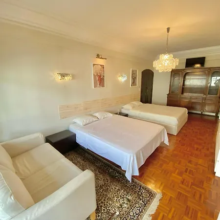 Classique Otima Localizacao Guest house Lisbon